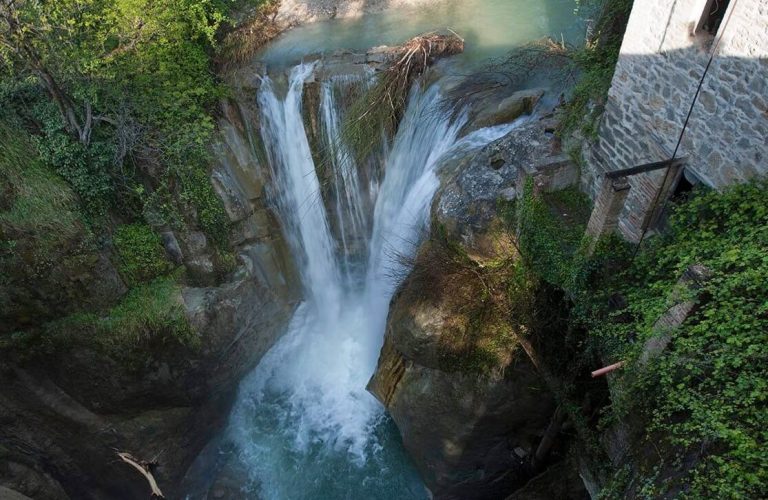 4-Mulino Pignoloni-Cascate-Arena