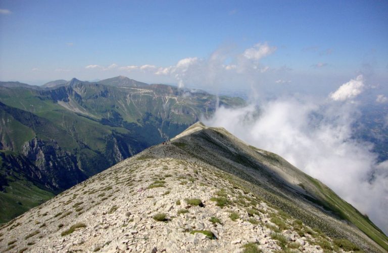 7-Forca-di-Presta-Monte-Vettore-La-cresta