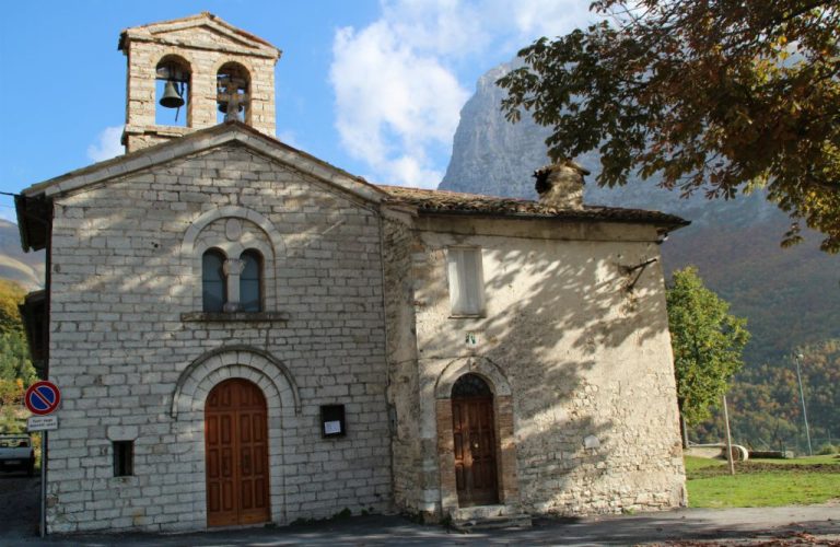 Casali-Chiesa-dei-Santi-Vincenzo-ed-Anastasio